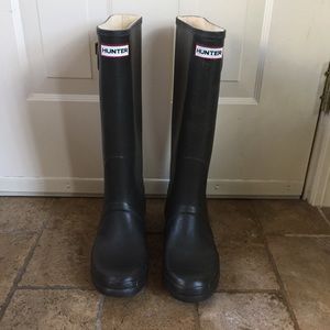 Black tall Hunter rain boots size 10